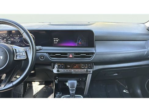 Used 2024 Kia Seltos EX FWD image 24