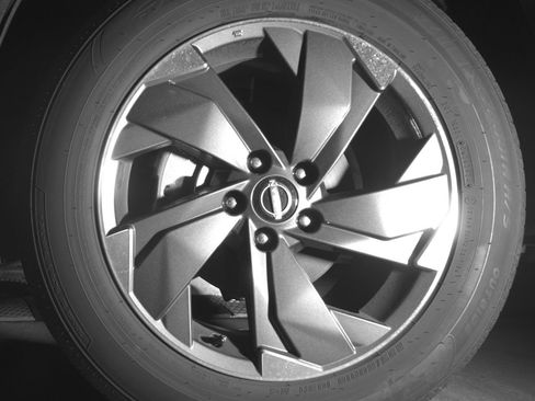 Used 2025 Nissan Rogue SV image 12