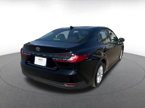 Used 2025 Toyota Camry LE image 15