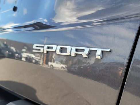 Used 2020 Jeep Renegade Sport w/ Sport Appearance Group FWD image 8