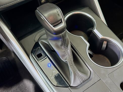 Used 2024 Toyota Highlander LE image 24