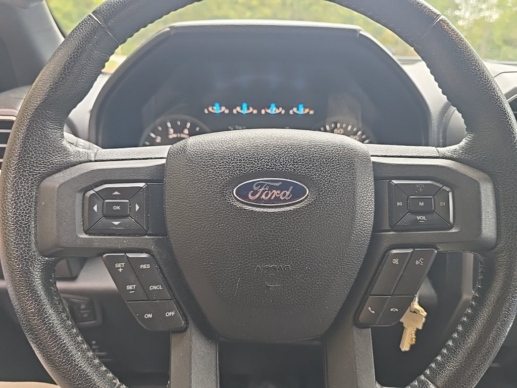 Used 2015 Ford F150 XLT w/ Equipment Group 301A Mid RWD image 3