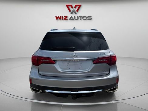 Used 2017 Acura MDX SH-AWD w/ Technology Package image 4
