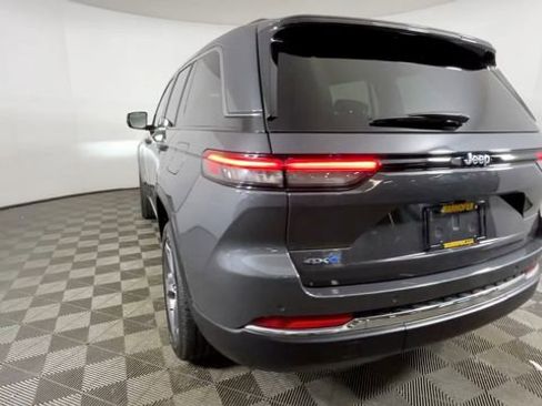 Used 2024 Jeep Grand Cherokee Limited 4xe AWD/4WD image 6