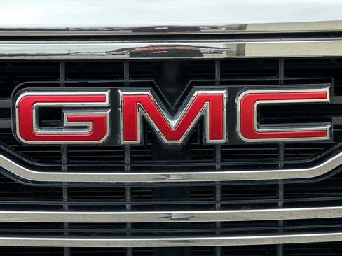 Certified 2024 GMC Sierra 1500 SLT RWD image 37