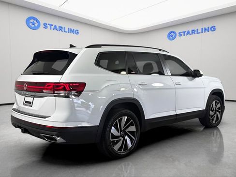 Used 2024 Volkswagen Atlas SE FWD image 9
