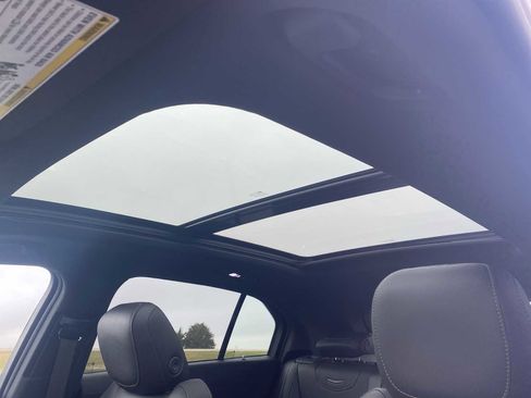 Used 2023 Cadillac XT4 Sport w/ Cold Weather Package image 25