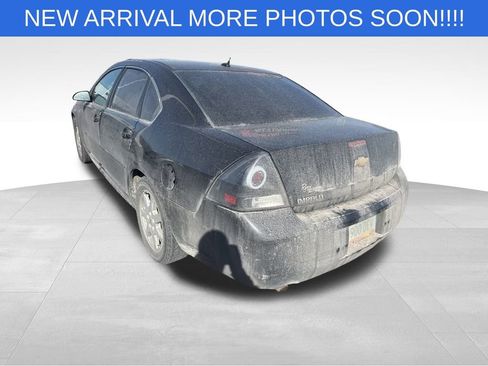 Used 2014 Chevrolet Impala Limited LS image 3