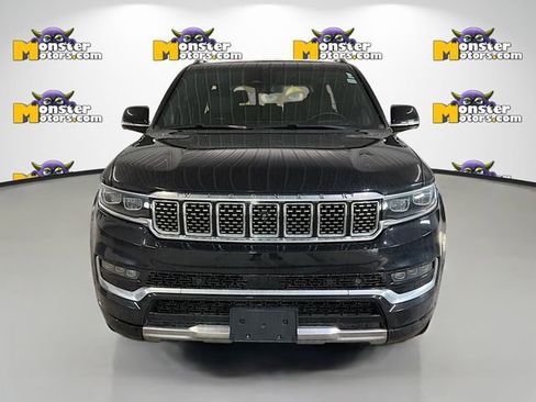 Used 2022 Jeep Grand Wagoneer Series III image 2