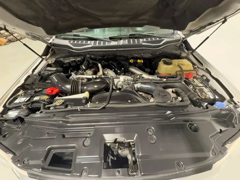 Used 2019 Ford F250 Platinum w/ Platinum Ultimate Package AWD/4WD image 21