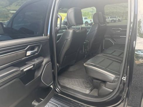 Used 2023 RAM 1500 Laramie AWD/4WD image 17