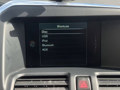 Used 2017 Volvo XC60 T6 Dynamic w/ Preferred Option Package AWD/4WD image 29