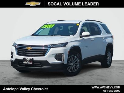 Used 2023 Chevrolet Traverse LT