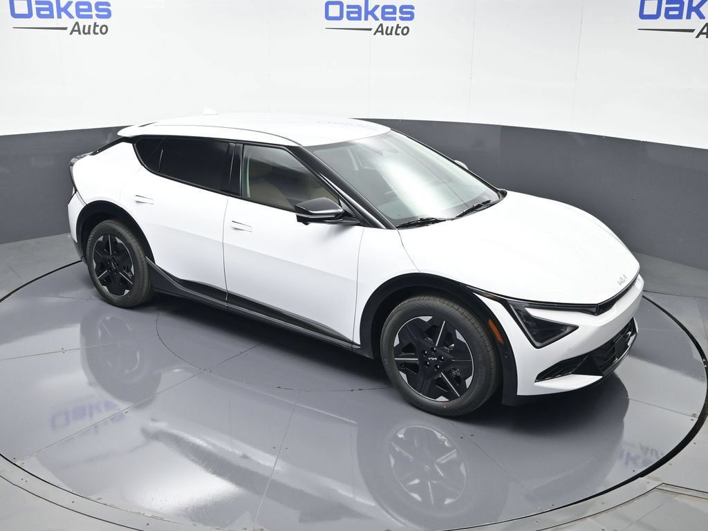 New 2026 Kia EV6 Wind RWD image 45