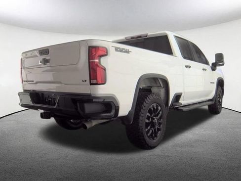 Used 2026 Chevrolet Silverado 2500 LT w/ Trail Boss Package AWD/4WD image 2