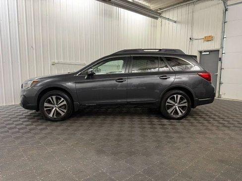 Used 2019 Subaru Outback 2.5i Limited w/ Protection Package #1 AWD/4WD image 2