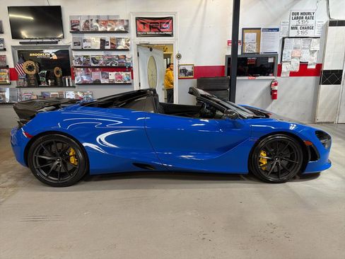 Used 2020 McLaren 720S Performance image 4