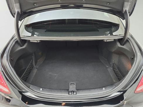 Used 2018 Mercedes-Benz C 300 Sedan image 30