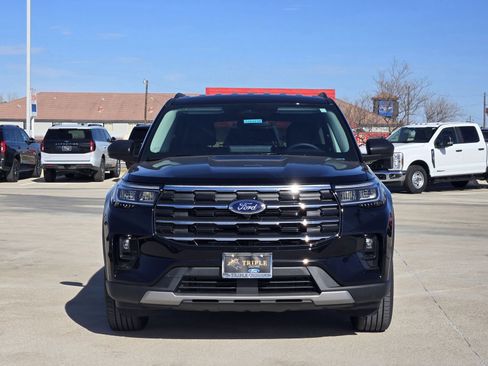 New 2026 Ford Explorer Active w/ Active Comfort Package RWD image 6