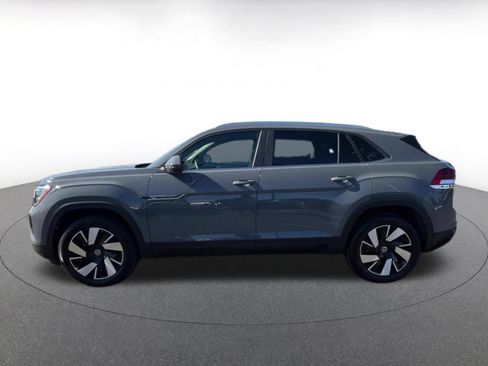 Used 2026 Volkswagen Atlas Cross Sport SE FWD image 9