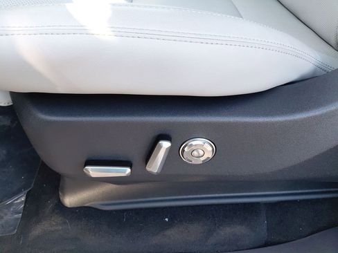 New 2026 Lincoln Navigator L Reserve w/ Jet Appearance Package image 41