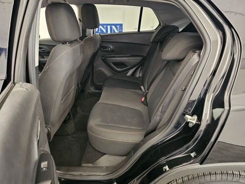 Used 2019 Chevrolet Trax LS w/ LPO, Protection Package FWD image 20
