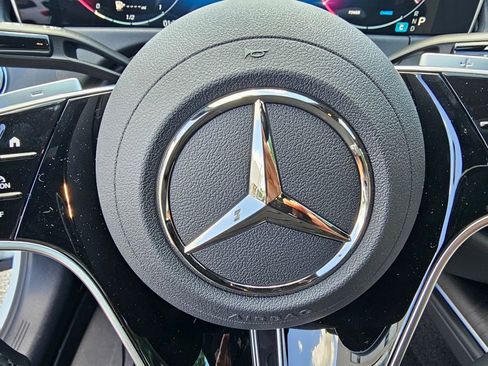 Used 2026 Mercedes-Benz E 450 4MATIC Sedan image 22