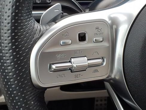 Certified 2022 Mercedes-Benz GLS 450 4MATIC image 9