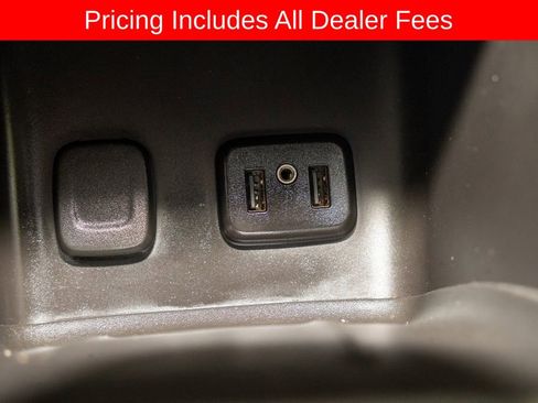 Used 2019 GMC Acadia SLT AWD/4WD image 17