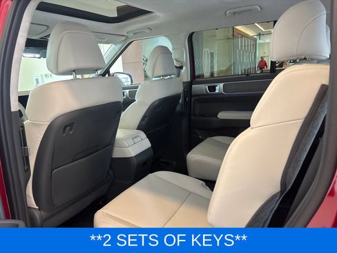 Used 2025 Hyundai Santa Fe Calligraphy FWD image 12