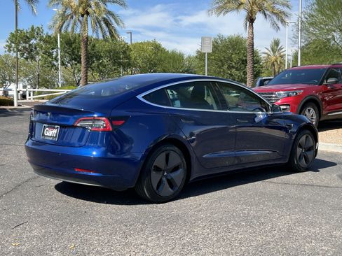 Used 2018 Tesla Model 3 Long Range RWD image 4