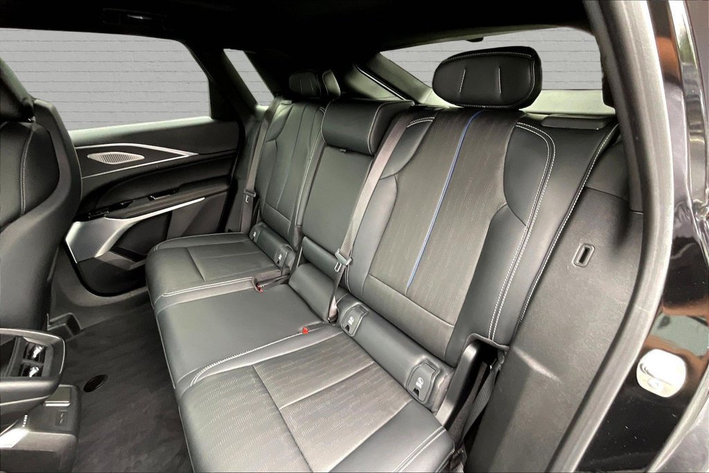 Used 2024 Cadillac Lyriq Sport RWD image 21