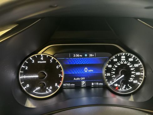 Used 2019 Nissan Murano S image 16