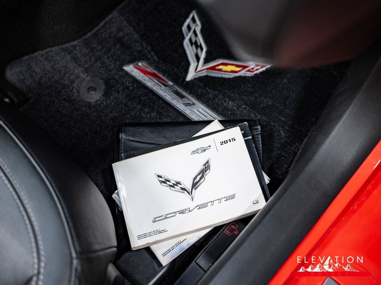 Used 2015 Chevrolet Corvette Z06 w/ 3LZ Preferred Equipment Group RWD image 17