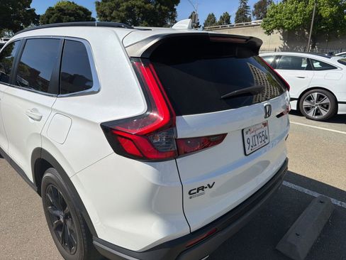 Used 2024 Honda CR-V Sport image 5