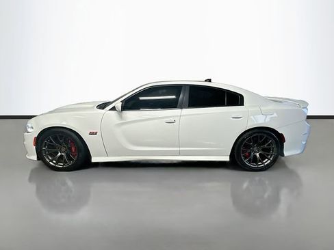 Used 2017 Dodge Charger SRT image 8