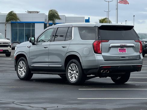 Used 2024 GMC Yukon Denali AWD/4WD image 7