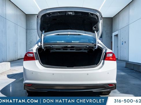 Used 2024 Chevrolet Malibu LT image 30