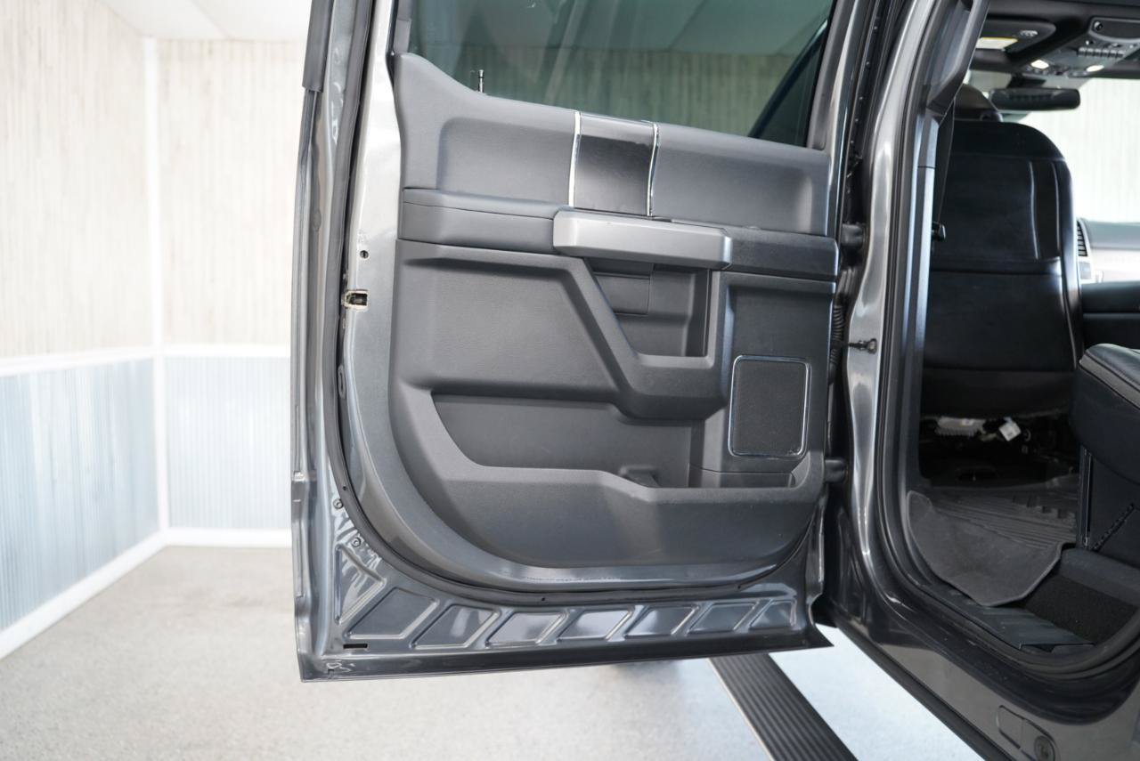 Used 2019 Ford F250 Platinum w/ Platinum Ultimate Package AWD/4WD image 35