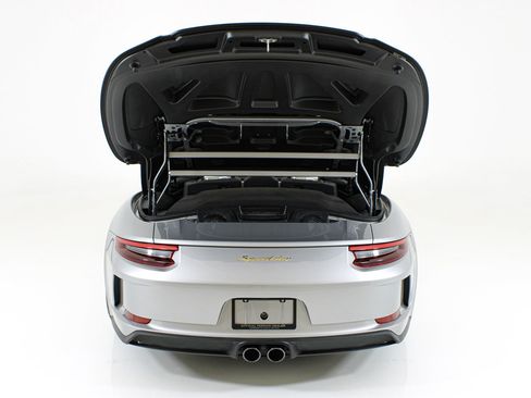 Used 2019 Porsche 911 Speedster RWD image 54