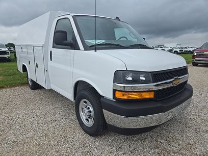 New 2025 Chevrolet Express 3500 w/ Power Convenience Package