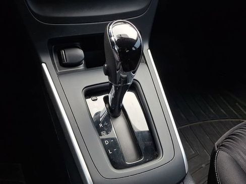 Used 2017 Nissan Sentra SV image 16