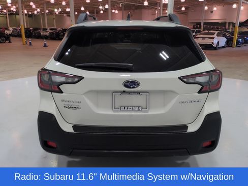 Certified 2025 Subaru Outback Premium AWD/4WD image 4