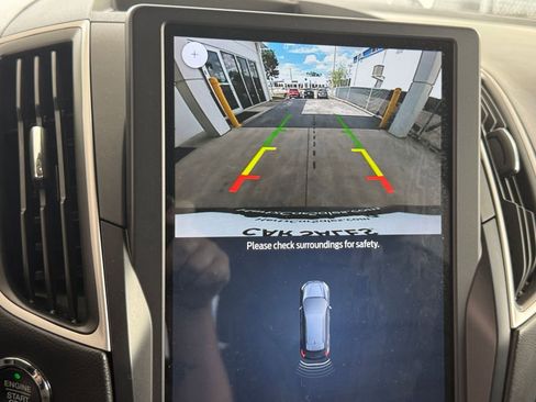 Used 2024 Ford Edge SEL image 17