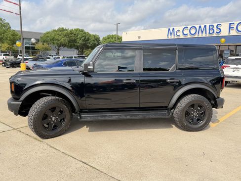 Used 2025 Ford Bronco Outer Banks image 9