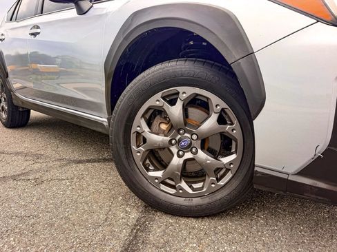 Used 2023 Subaru Crosstrek 2.5i Sport AWD/4WD image 43