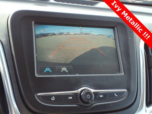Used 2018 Chevrolet Equinox LS image 16