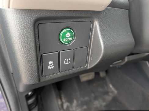 Used 2017 Honda HR-V EX-L image 24