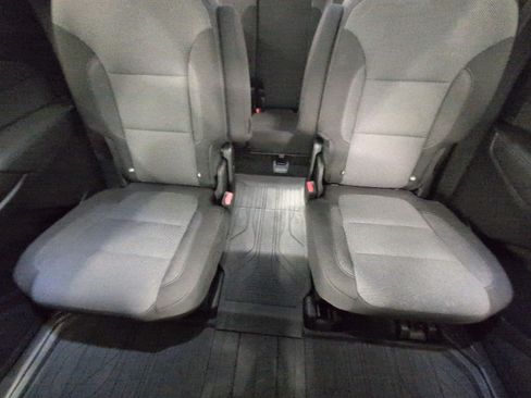 Used 2023 Chevrolet Traverse LT w/ LPO, Floor Liner Package AWD/4WD image 25