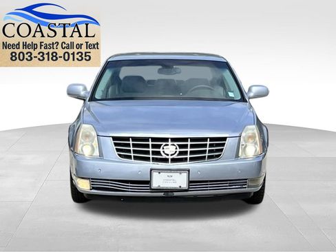 Used 2006 Cadillac DTS FWD image 2